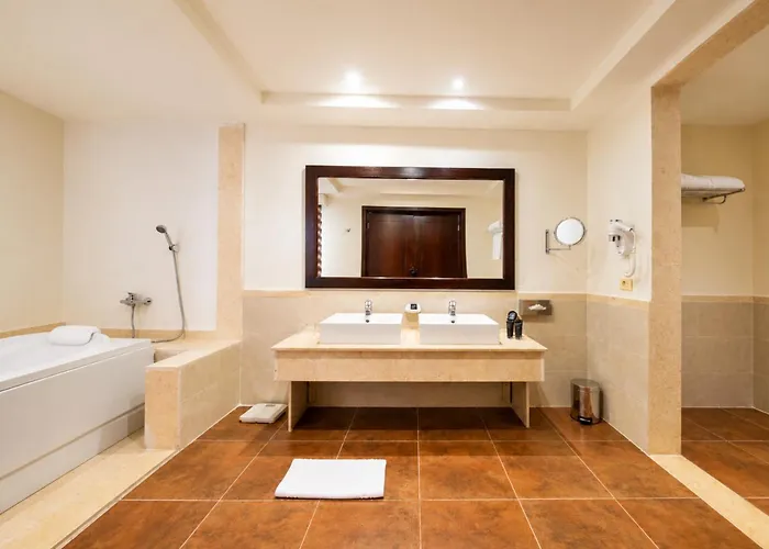 Gemma 5* Marsa Alem
